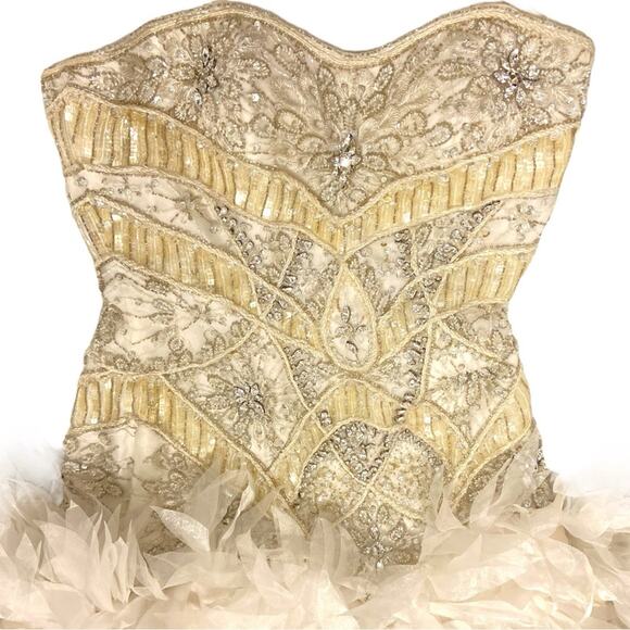 Ysa Makino‎ Designer Wedding Gown Embellished Strapless 10 - Picture 2 of 10